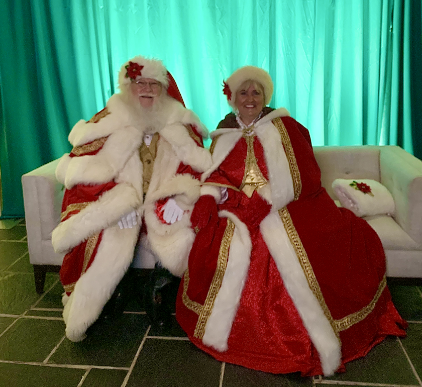 Attendees on campus had the opportunity to have their picture taken with Mr. and Mrs. Claus on Dec. 3.